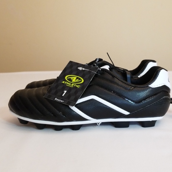 Athletic Works Other - Boys Sz 1 Black and White Soccer Cleats.